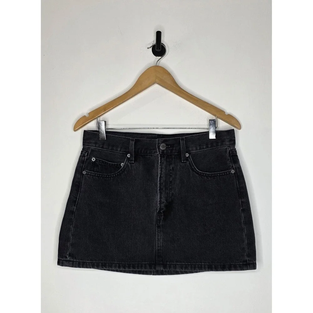 Aritzia Denim Forum Mini Skirt The 90's Ricci Skirt Women's Size 27 Black